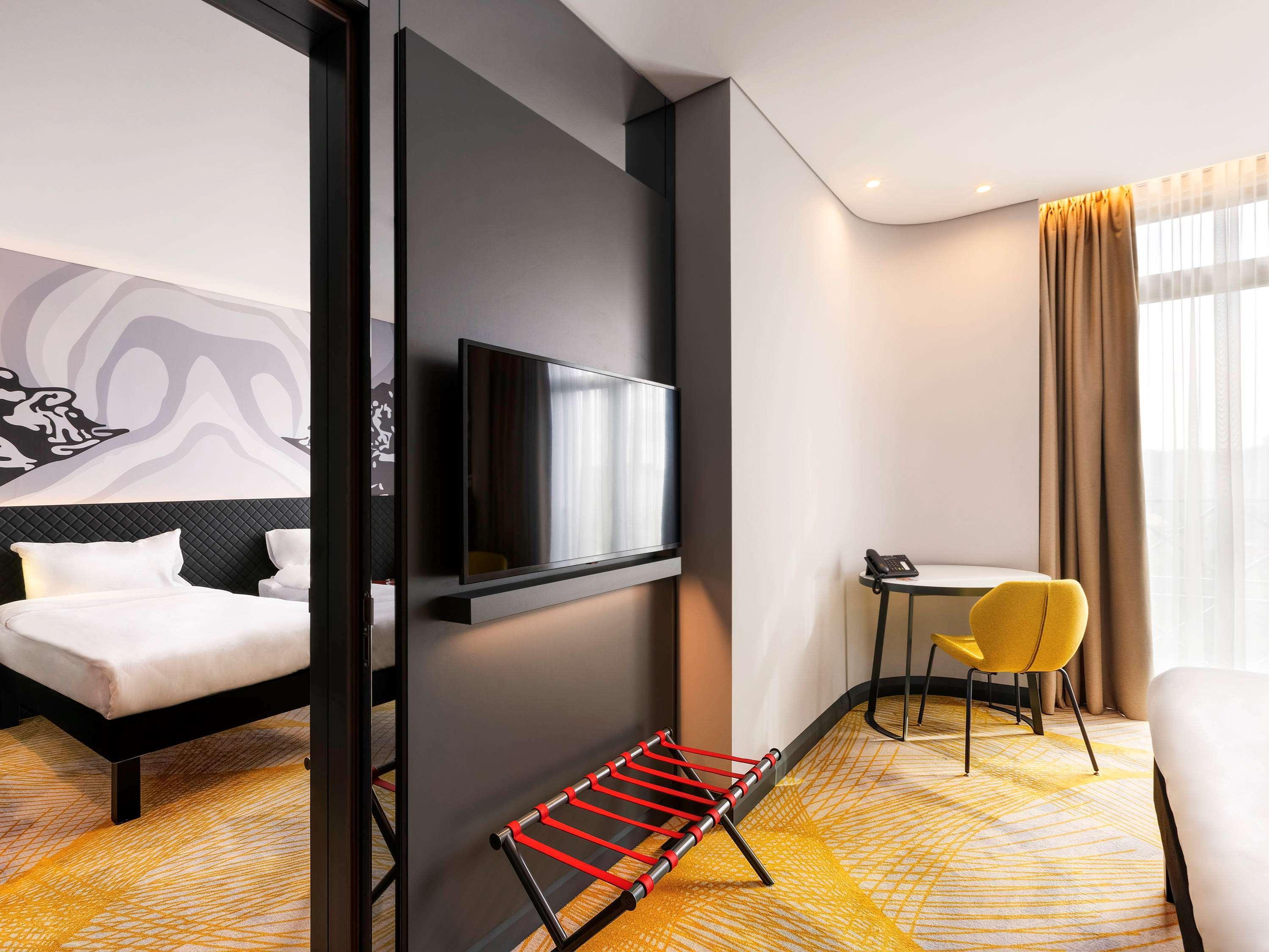 Ibis Styles Istanbul Merter Exterior foto A room at the hotel